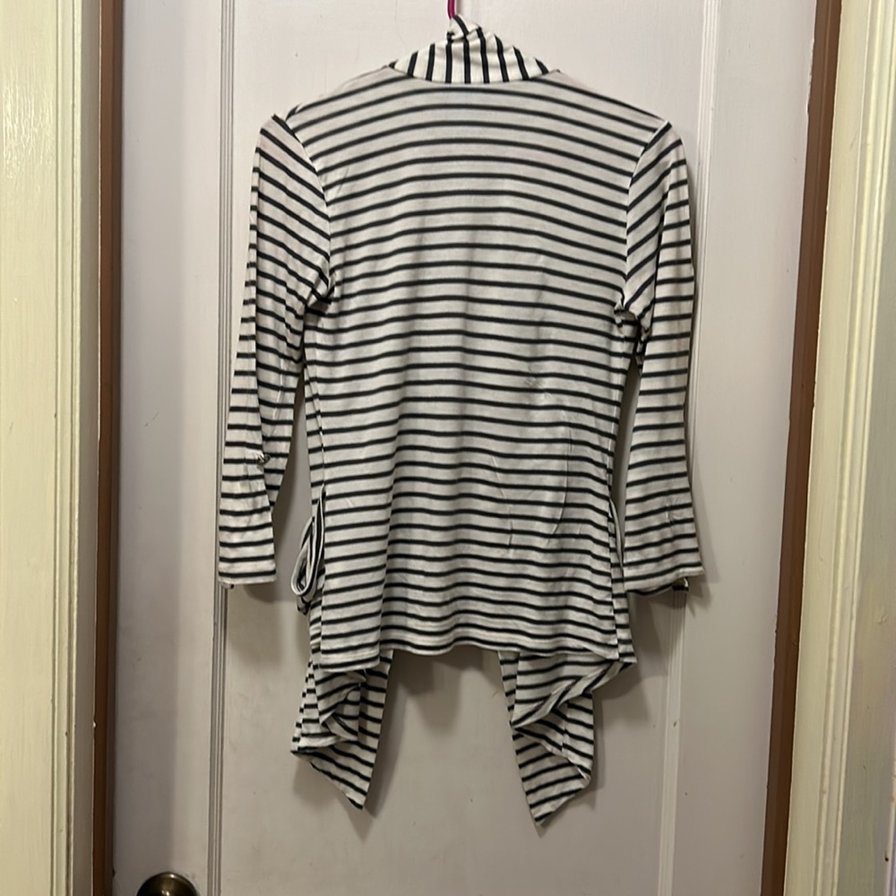 Lightweight jacket - Picture 2 of 3
